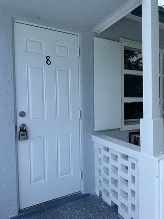 $1,300 | 17 Detroit Street, Unit 8, Lake Worth, FL 33461