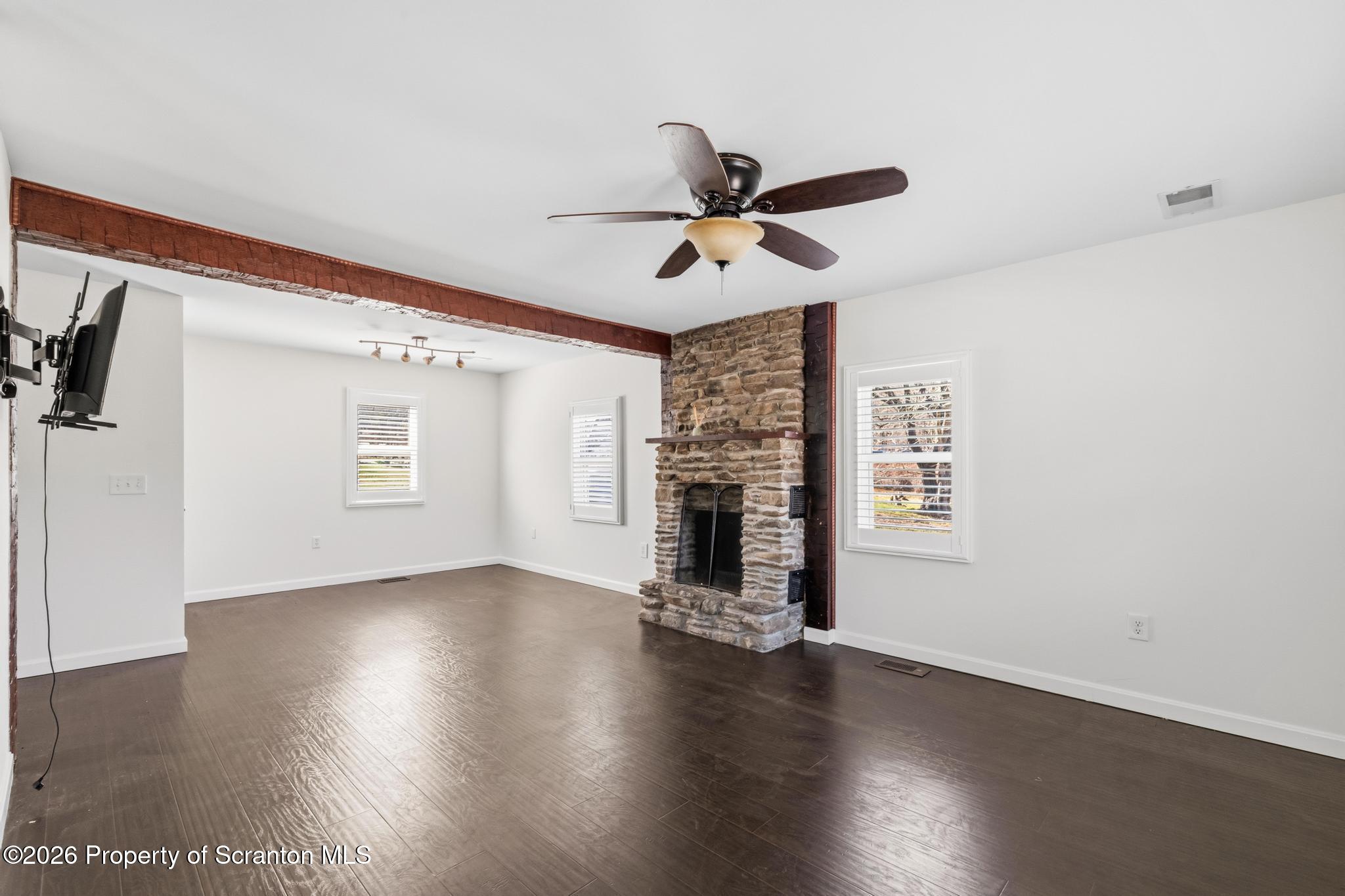 405 South Turnpike Road Clarks Summit, PA 18411 - Photo 14 of 42 DSC_7218