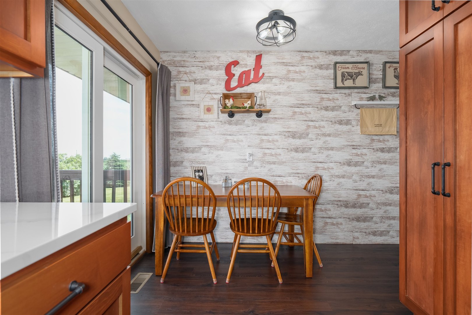 32931 East 1000 N Road Chatsworth, IL 60921 - Photo 6 of 42 a outdoor view with sitting space and windows