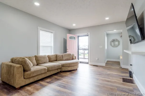 $224,000 | 1005 Bristol Street, Salem, IN 47167