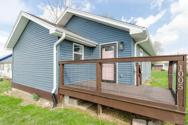 $224,000 | 1005 Bristol Street, Salem, IN 47167