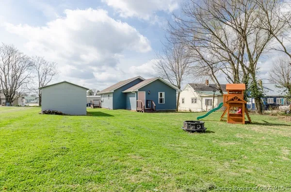 $224,000 | 1005 Bristol Street, Salem, IN 47167