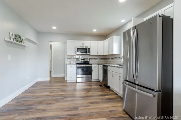 $224,000 | 1005 Bristol Street, Salem, IN 47167