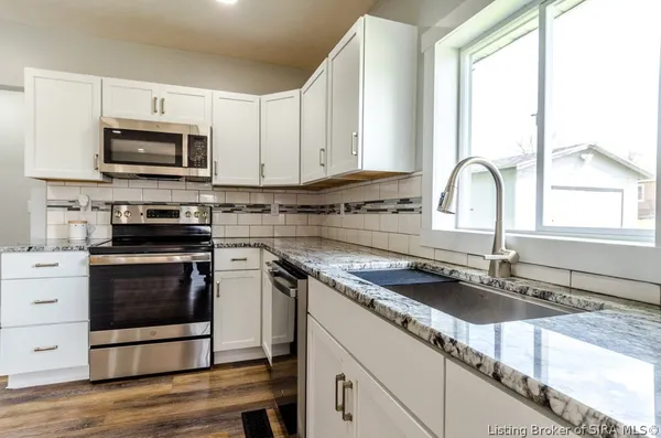 $224,000 | 1005 Bristol Street, Salem, IN 47167