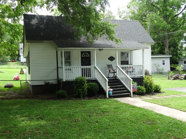 14 E Street Inman, SC 29349 - Photo 1 of 21