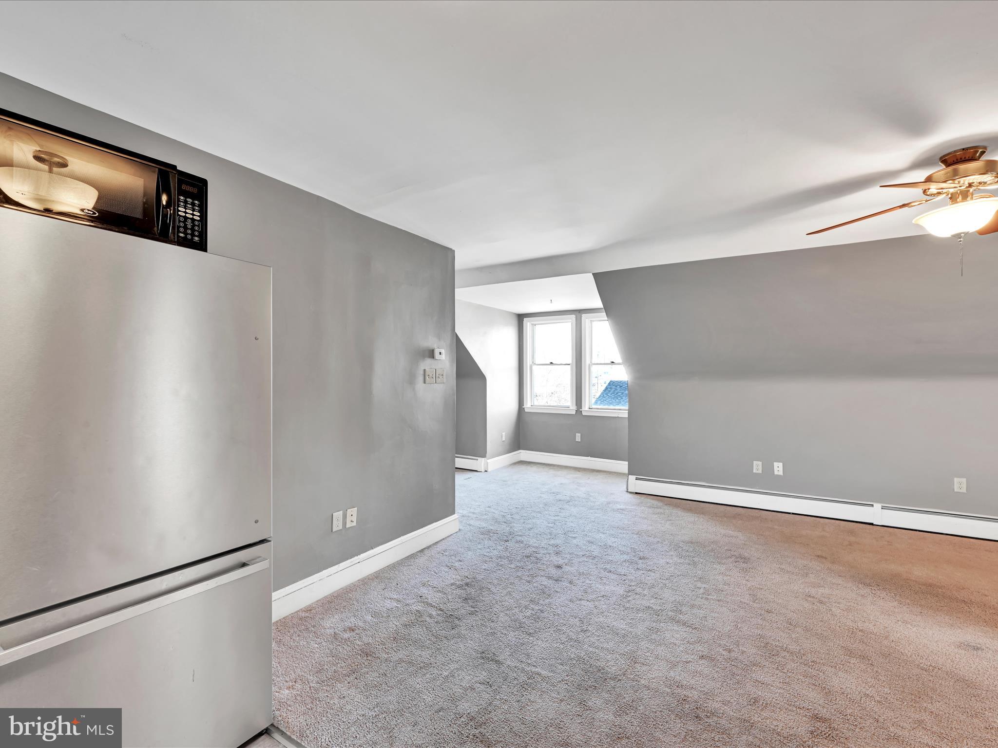 19 Beechwood Road Brookhaven, PA 19015 - Photo 30 of 48 Kitchenette