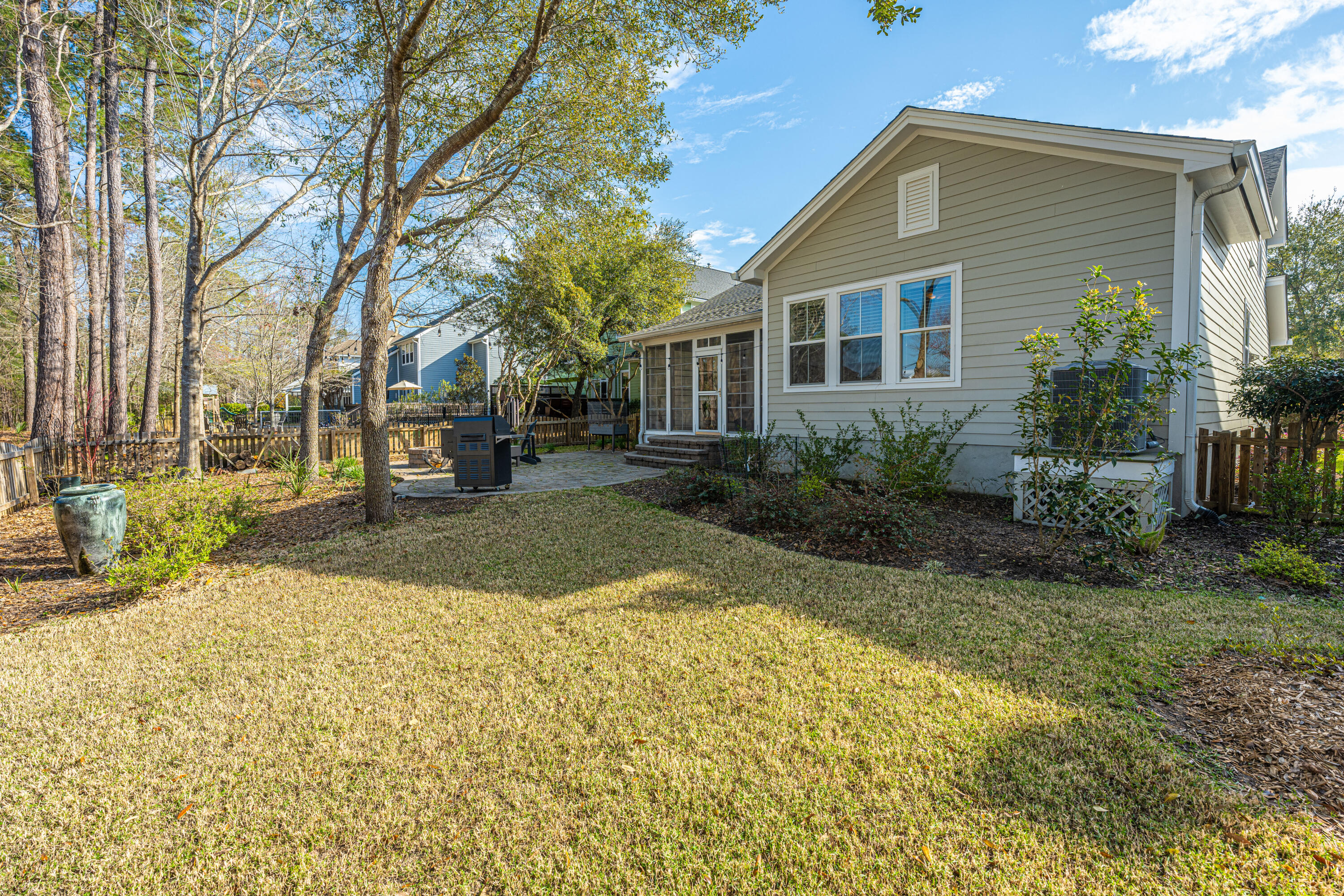 1868 Hall Point Road Mount Pleasant, SC 29466 - Photo 42 of 56 1868HallPointRd46