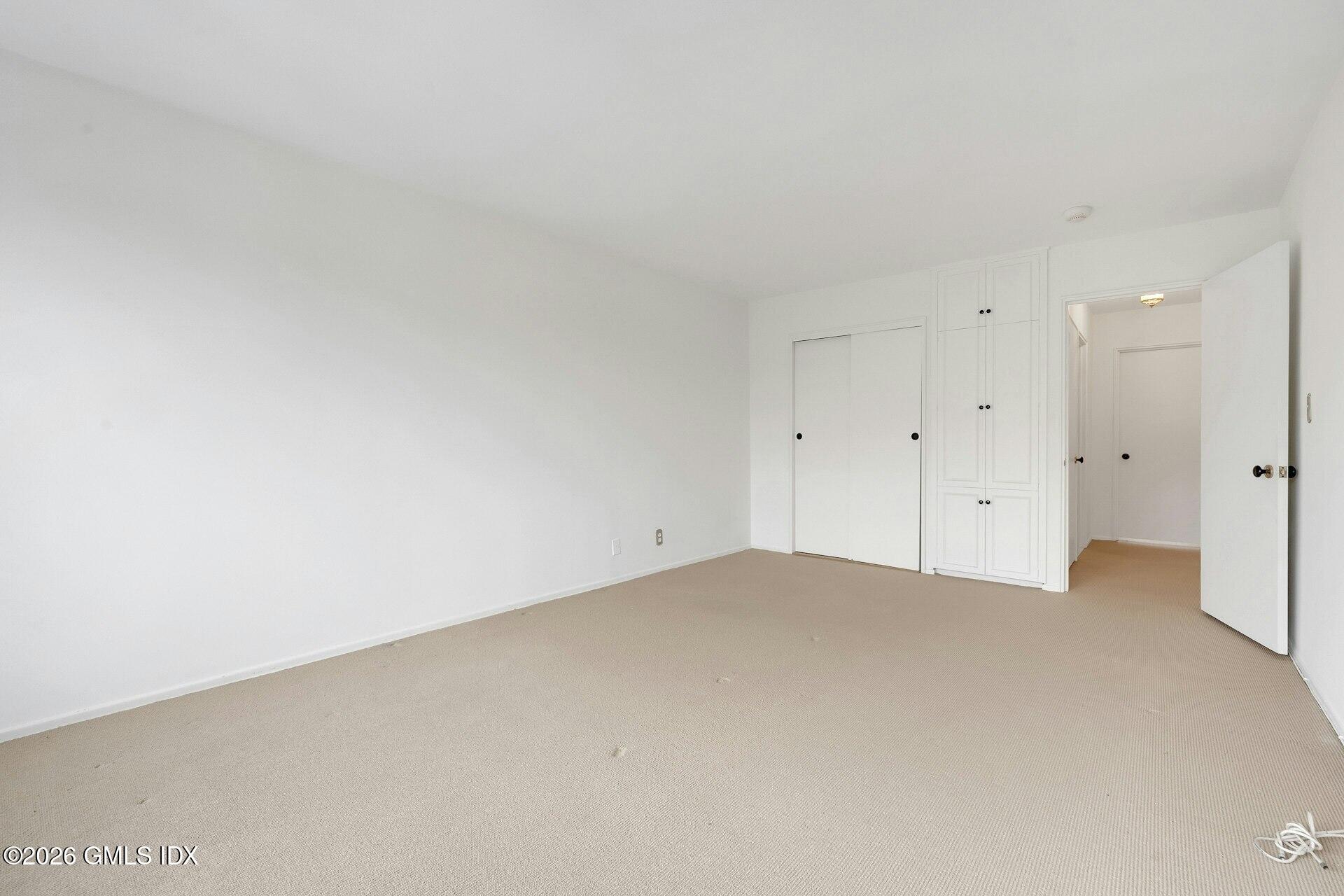 630 Steamboat Road, Unit 4AN Greenwich, CT 06830 - Photo 26 of 32 a view of an empty room