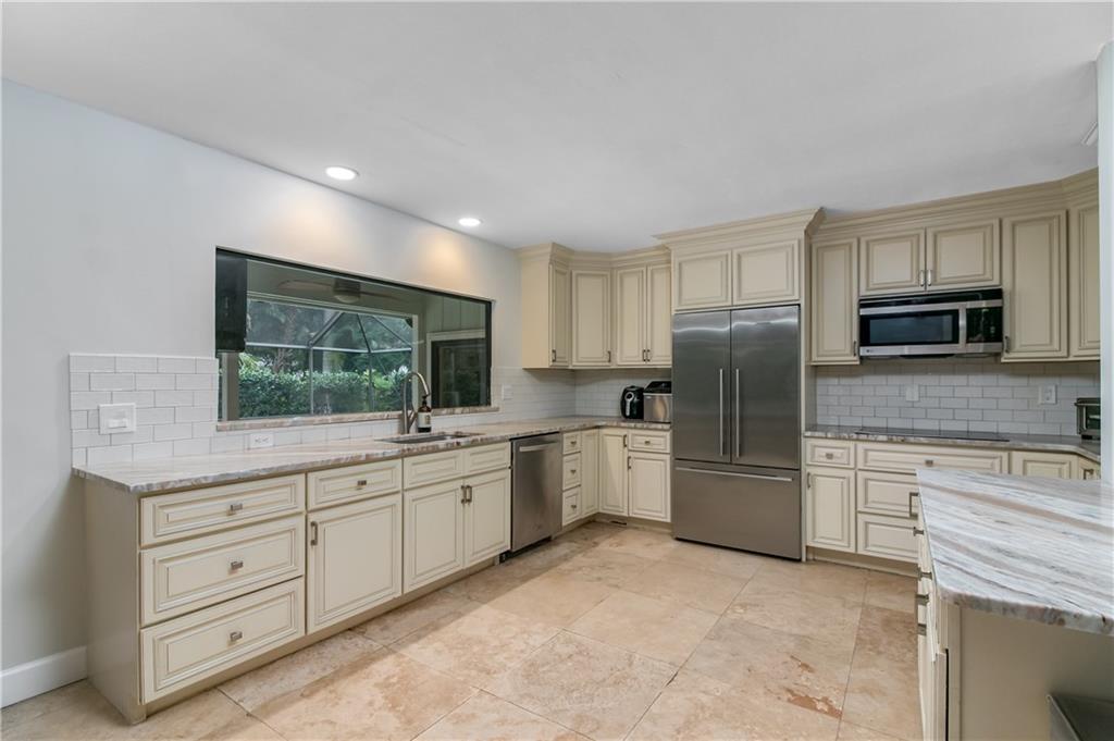 102 South River Road Sewall's Point, FL 34996 - Photo 15 of 28