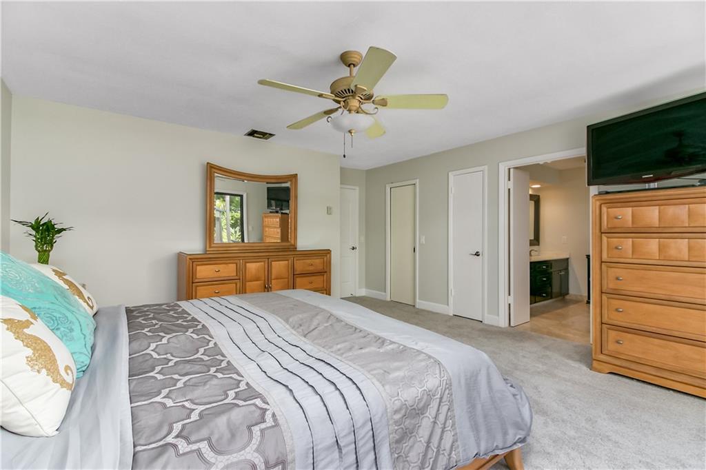 102 South River Road Sewall's Point, FL 34996 - Photo 6 of 28