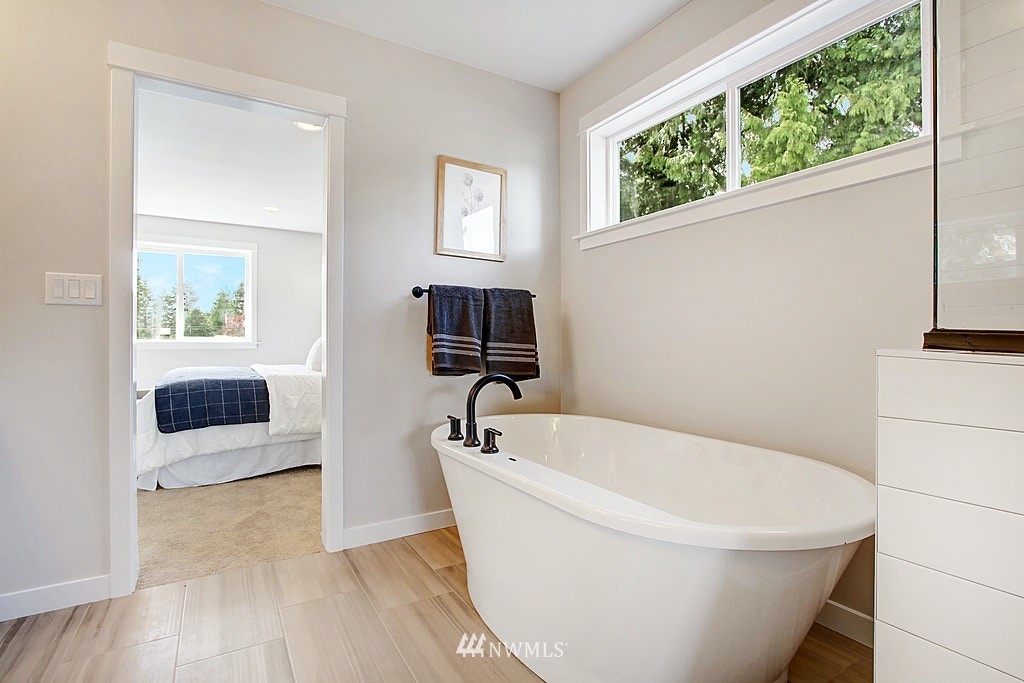 21507 Meridian Drive Southeast Bothell, WA 98021 - Photo 16 of 21