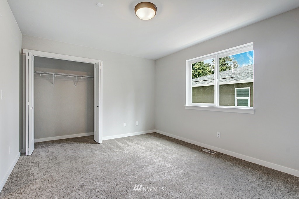 21507 Meridian Drive Southeast Bothell, WA 98021 - Photo 19 of 21