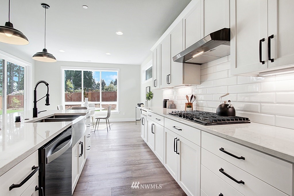 21507 Meridian Drive Southeast Bothell, WA 98021 - Photo 5 of 21