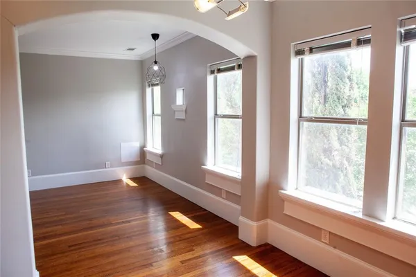 $2,100 | 5347 Lewis Street, Unit 5345, Dallas, TX 75206