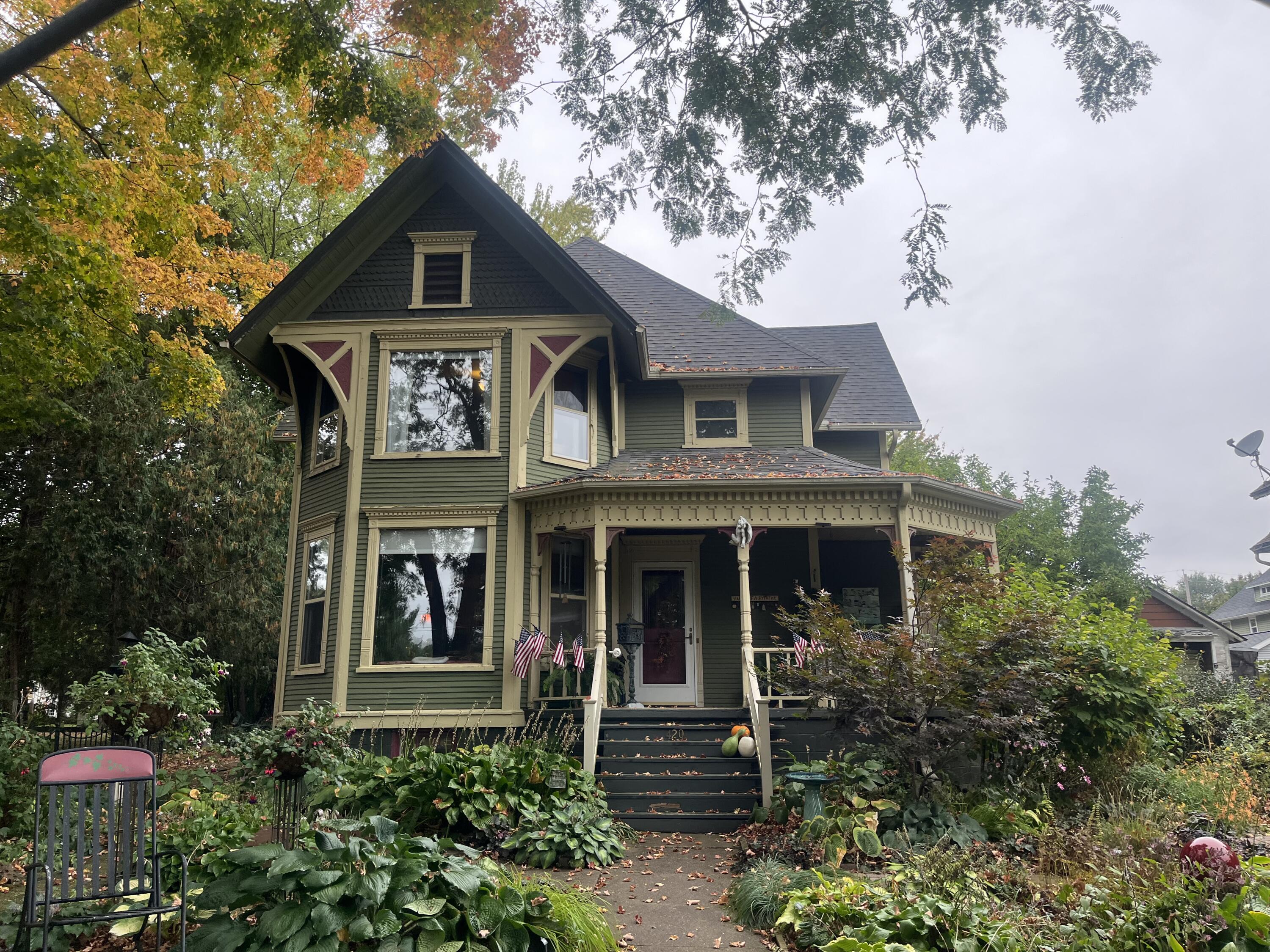 MA-Olson-420 Jones Ave