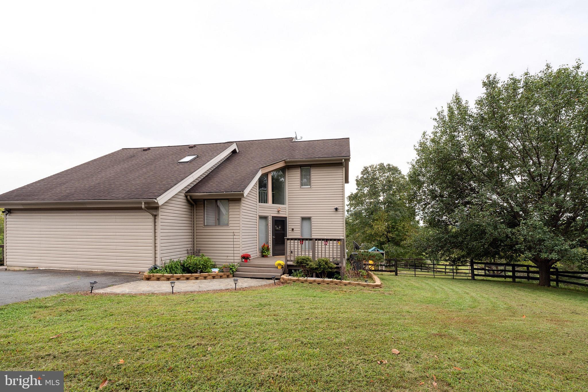 6601 Kelly Road Warrenton, VA 20187 - Photo 3 of 47 Gallery Image 3