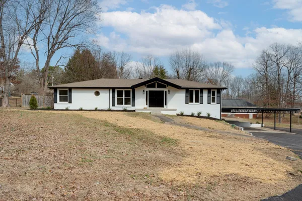 $550,000 | 1009 Primrose Drive, Greenbrier, TN 37073