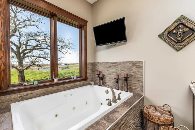 $725,000 | 2968 South Curtiss Road, Stockton, IL 61085