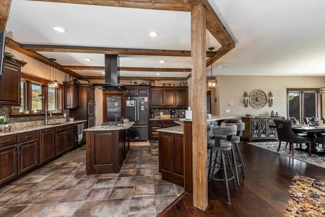 $725,000 | 2968 South Curtiss Road, Stockton, IL 61085