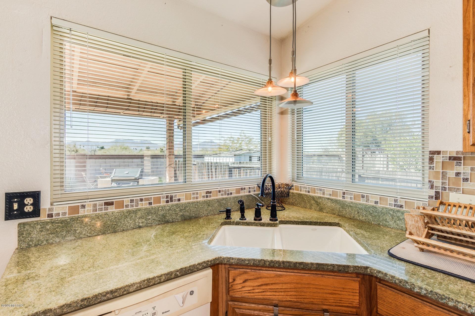 2775 West Sunset Road Tucson, AZ 85741 - Photo 7 of 14