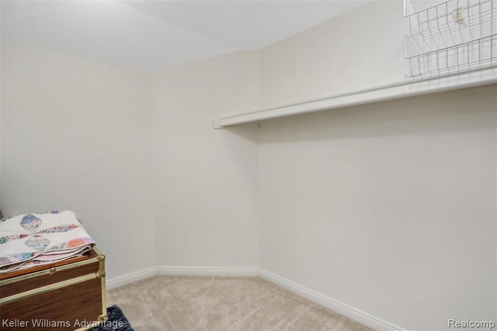 3763 Windingbrook Circle Rochester Hills, MI 48309 - Photo 22 of 32