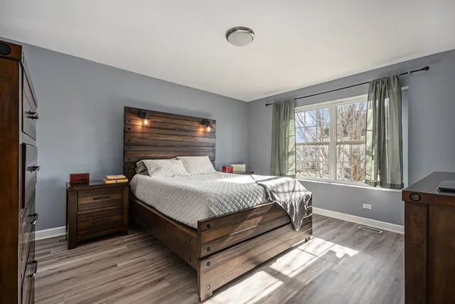 $250,000 | 4585 Camden Lane, Unit E, Yorkville, IL 60560