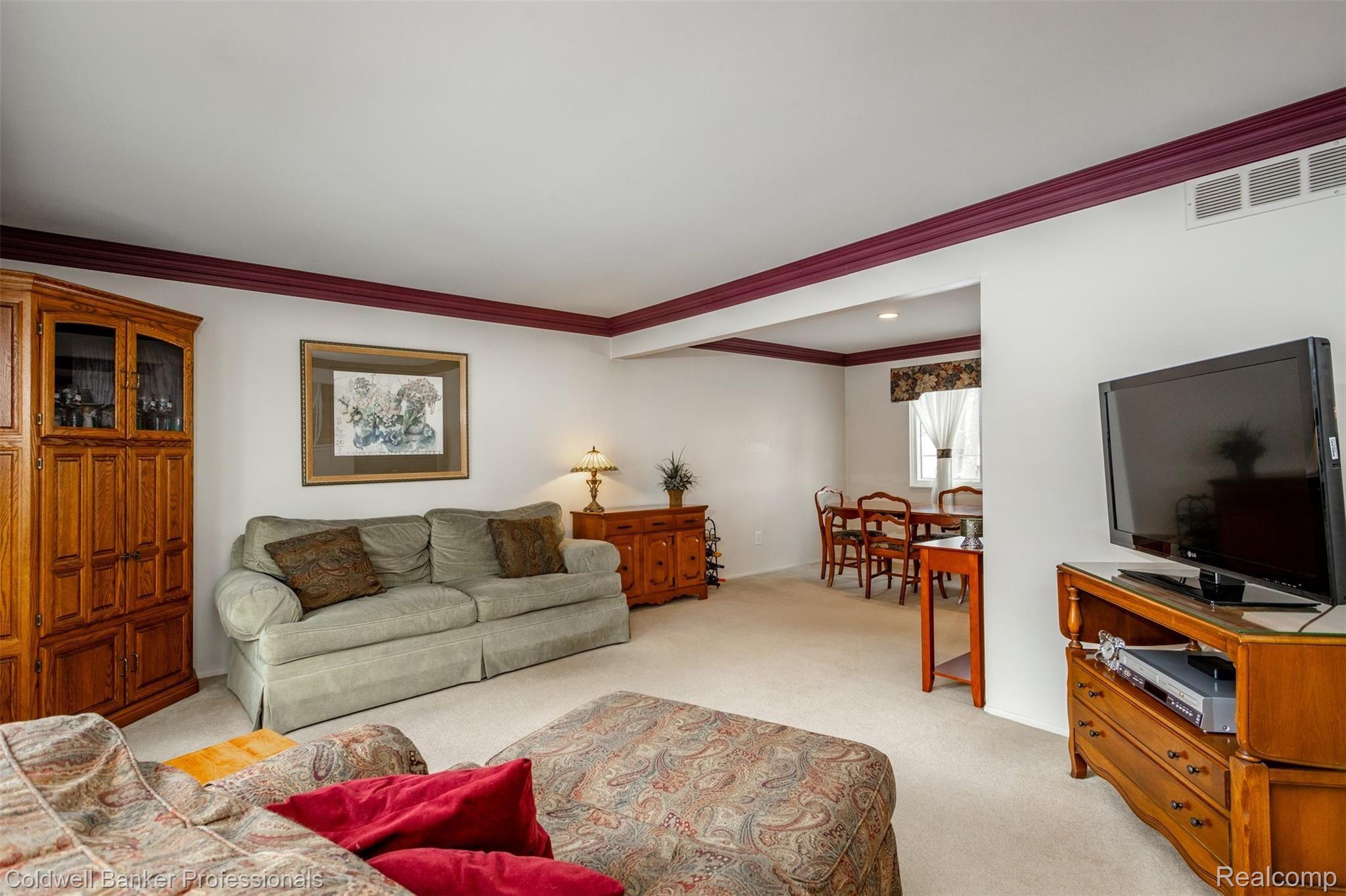 5820 Wedgewood Road Canton, MI 48187 - Photo 5 of 44 Crown moulding in LR and DR