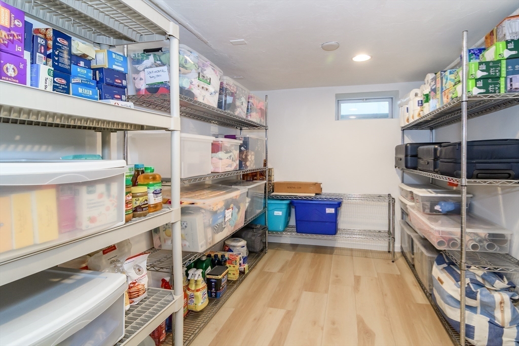 58 Manor Avenue Wellesley, MA 02482 - Photo 20 of 25