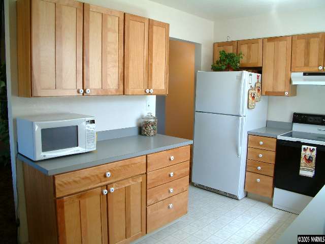 11820 Deodar Way Reno, NV 89506 - Photo 3 of 3 Photo 3