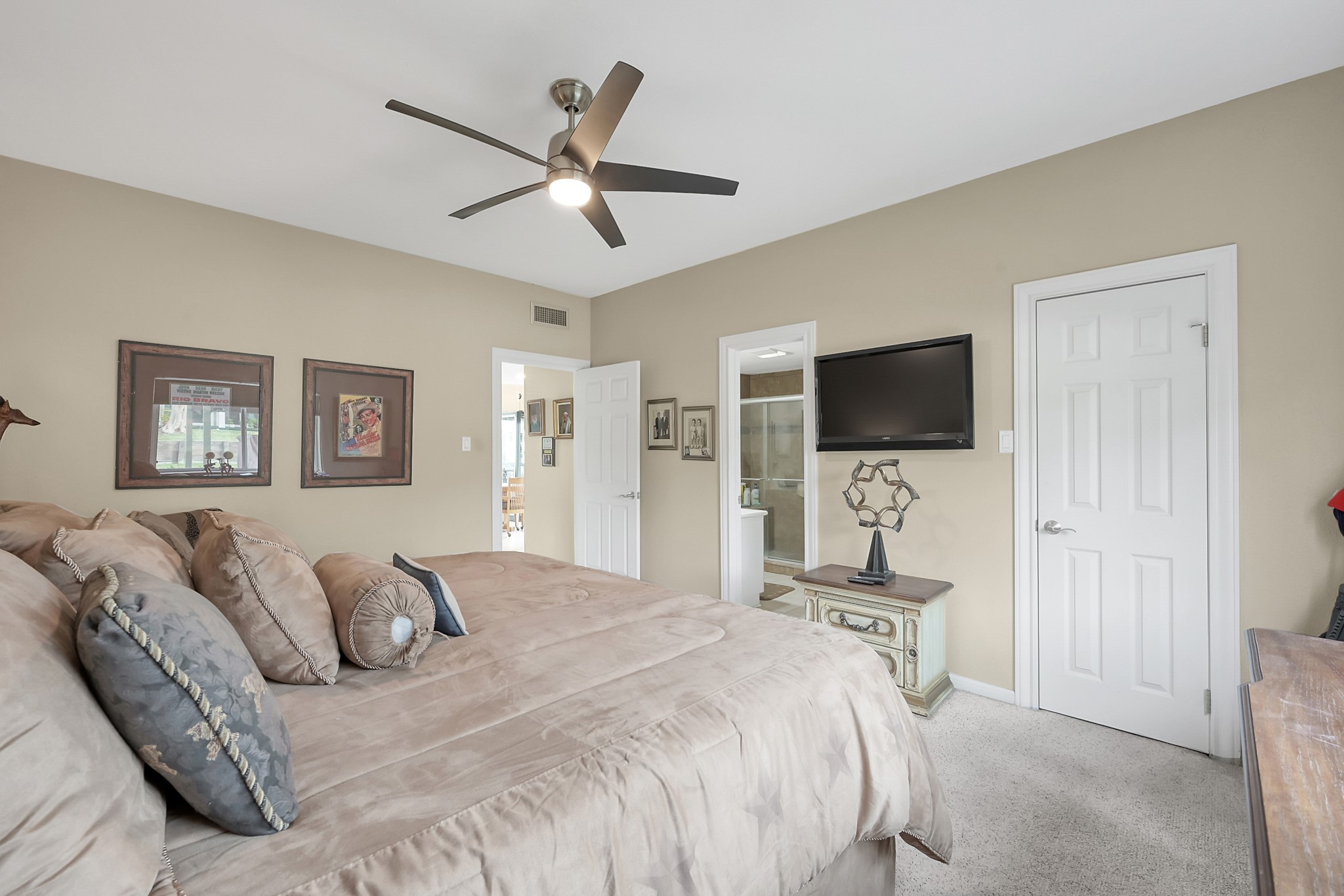 63 April Point Drive South Montgomery, TX 77356 - Photo 13 of 28 Primary has a large walk in closet & ensuite bath