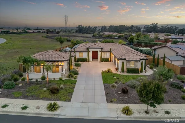 $1,289,000 | 1950 Vista Del Sol, Nipomo, CA 93444