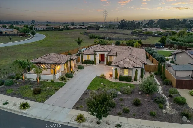 $1,289,000 | 1950 Vista Del Sol, Nipomo, CA 93444