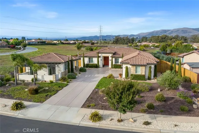 $1,289,000 | 1950 Vista Del Sol, Nipomo, CA 93444