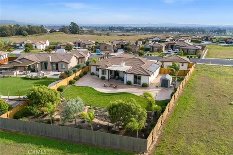 $1,289,000 | 1950 Vista Del Sol, Nipomo, CA 93444