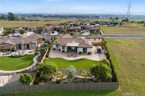 $1,289,000 | 1950 Vista Del Sol, Nipomo, CA 93444