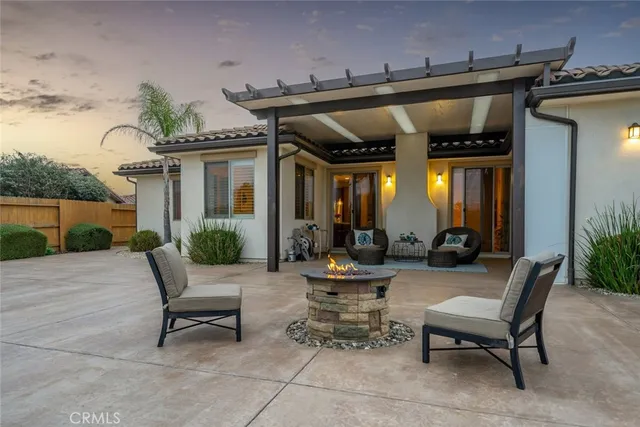 $1,289,000 | 1950 Vista Del Sol, Nipomo, CA 93444