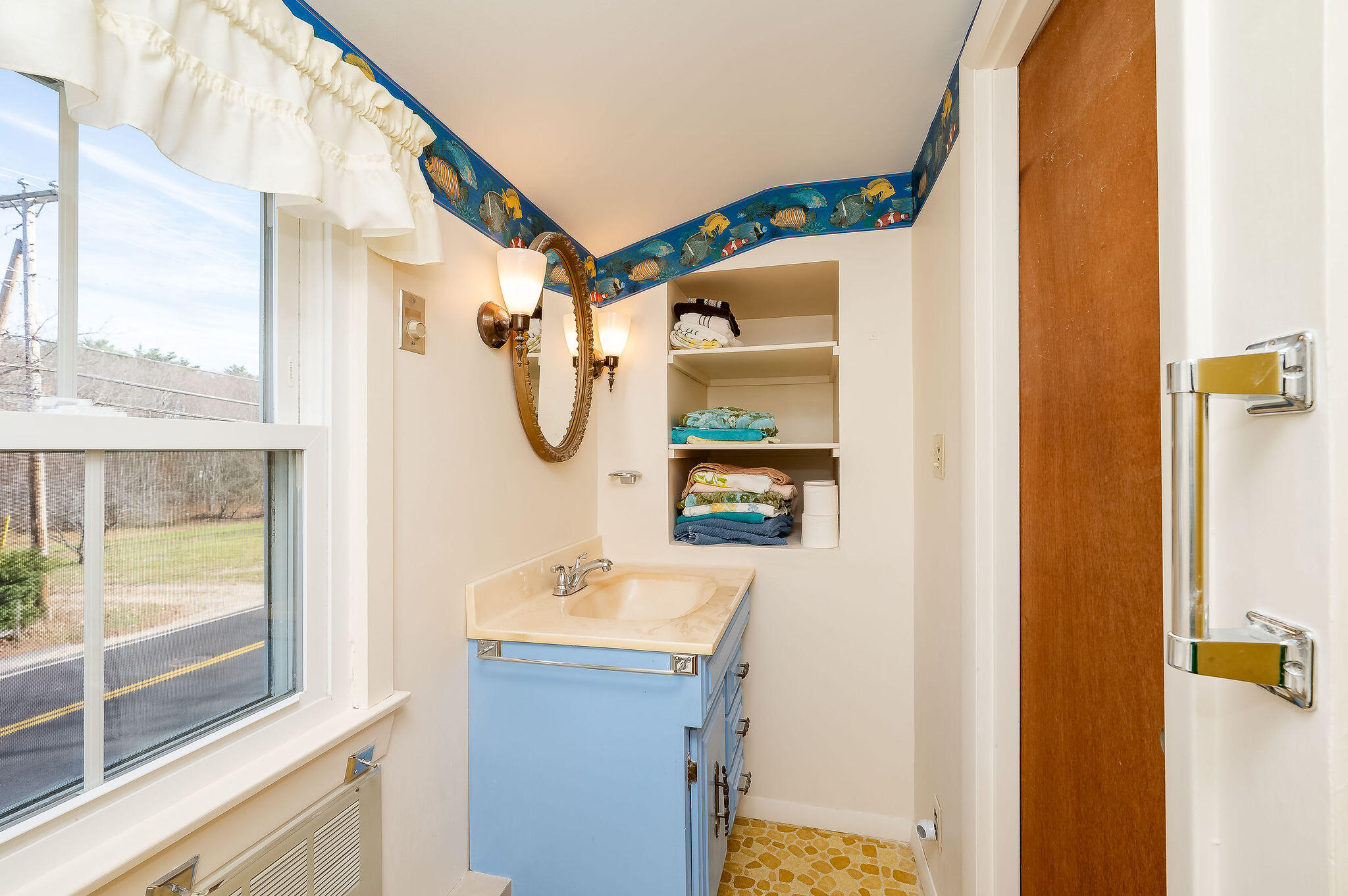 1095 State Road Eliot, ME 03903 - Photo 16 of 28 _DSC6315editforDB