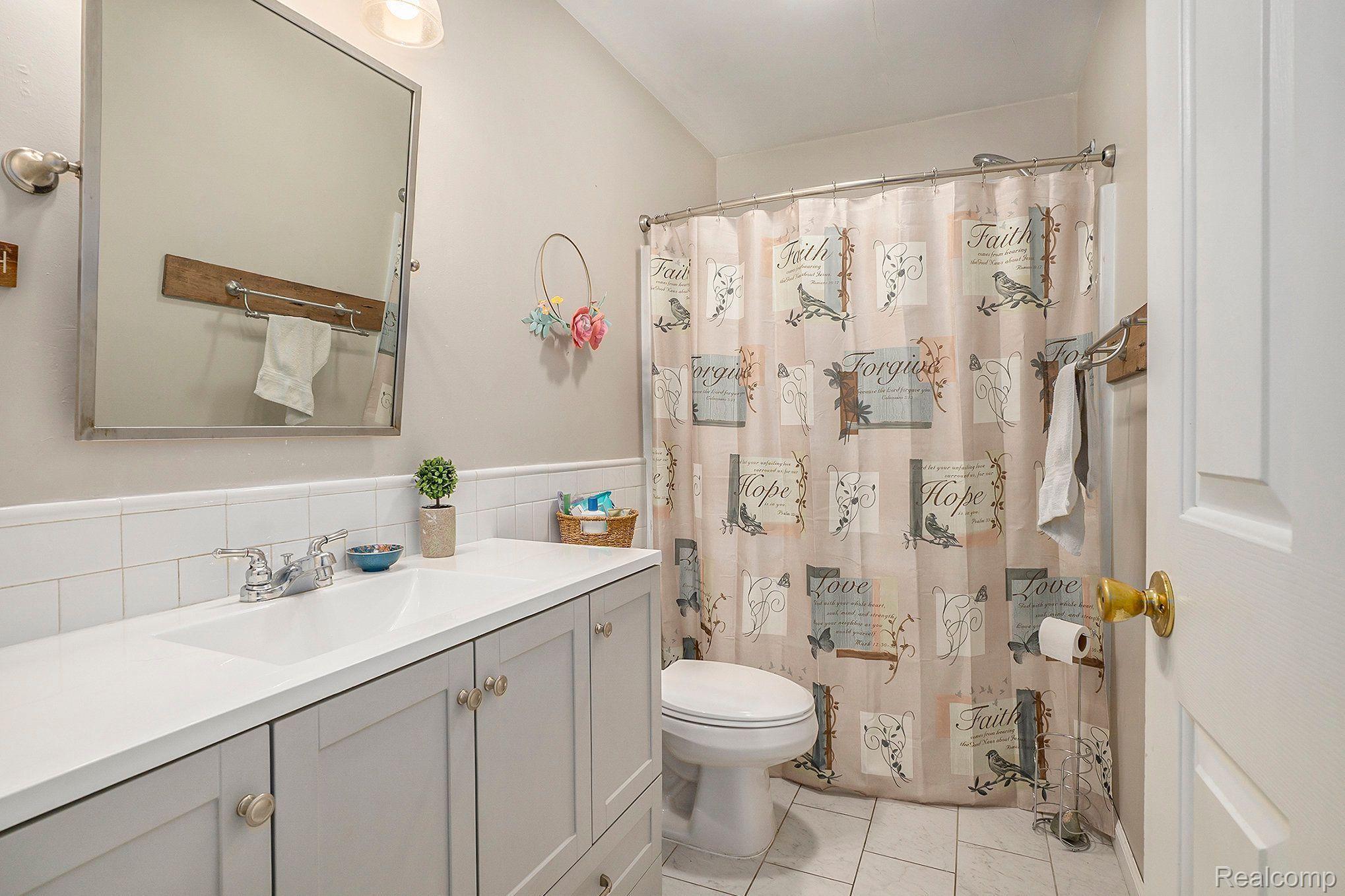 2425 North Colling Road Caro, MI 48723 - Photo 13 of 22 Gallery Image 13