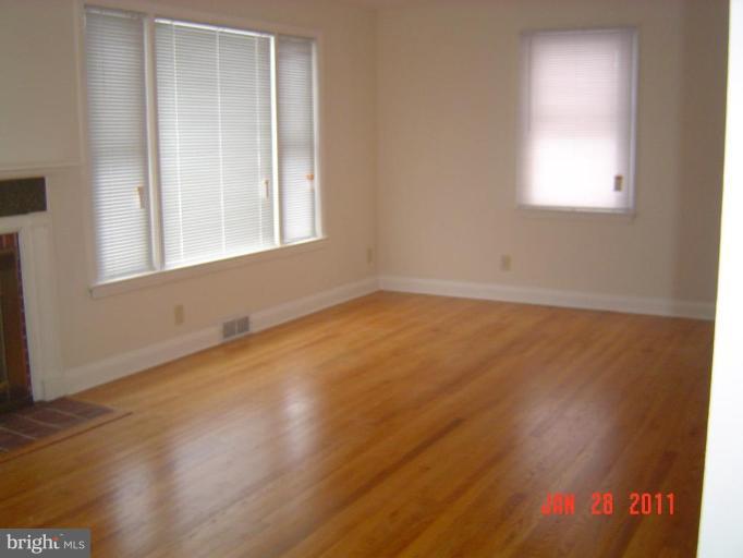 334 Paradise Road Aberdeen, MD 21001 - Photo 14 of 15 Living Room #2