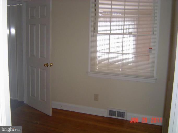 334 Paradise Road Aberdeen, MD 21001 - Photo 8 of 15 Dining Room