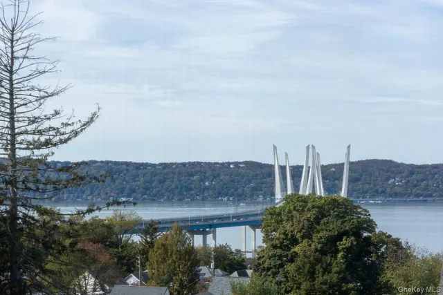 a view of a lake with houses