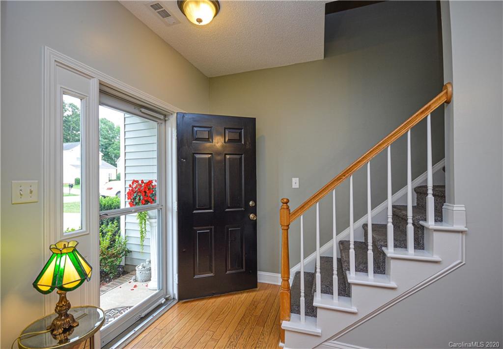 1019 Hipp Road Charlotte, NC 28216 - Photo 16 of 40 Gallery Image 16