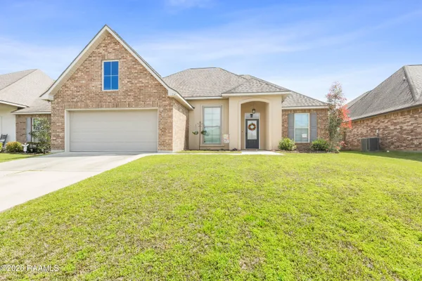 $270,000 | 134 Maddox Jude Drive, Maurice, LA 70555