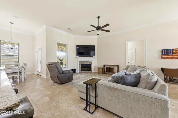 $270,000 | 134 Maddox Jude Drive, Maurice, LA 70555