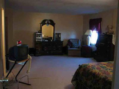 5181 North Vassar Road Flint, MI 48506 - Photo 7 of 11 20249334-6.JPG