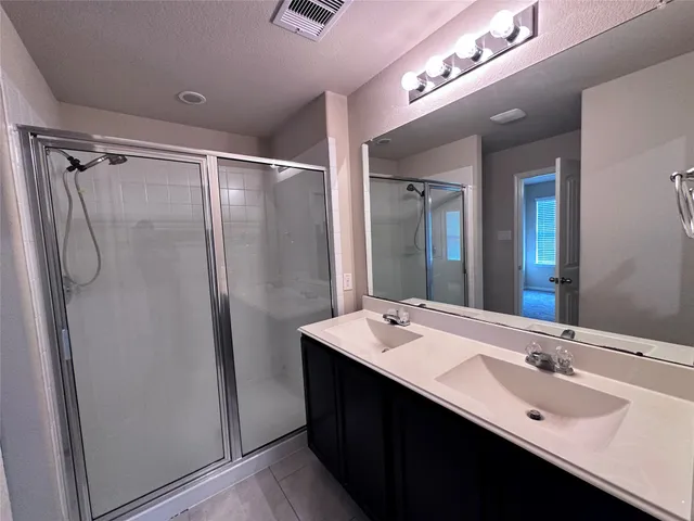 $2,100 | 3042 Village Creek Drive, Katy, TX 77494