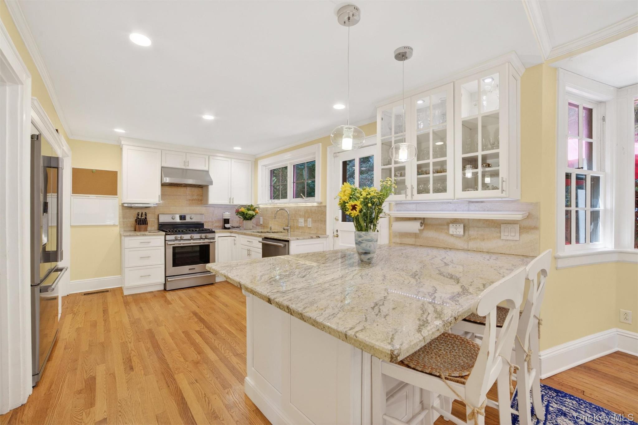 77 Edgemont Road Scarsdale, NY 10583 - Photo 11 of 43