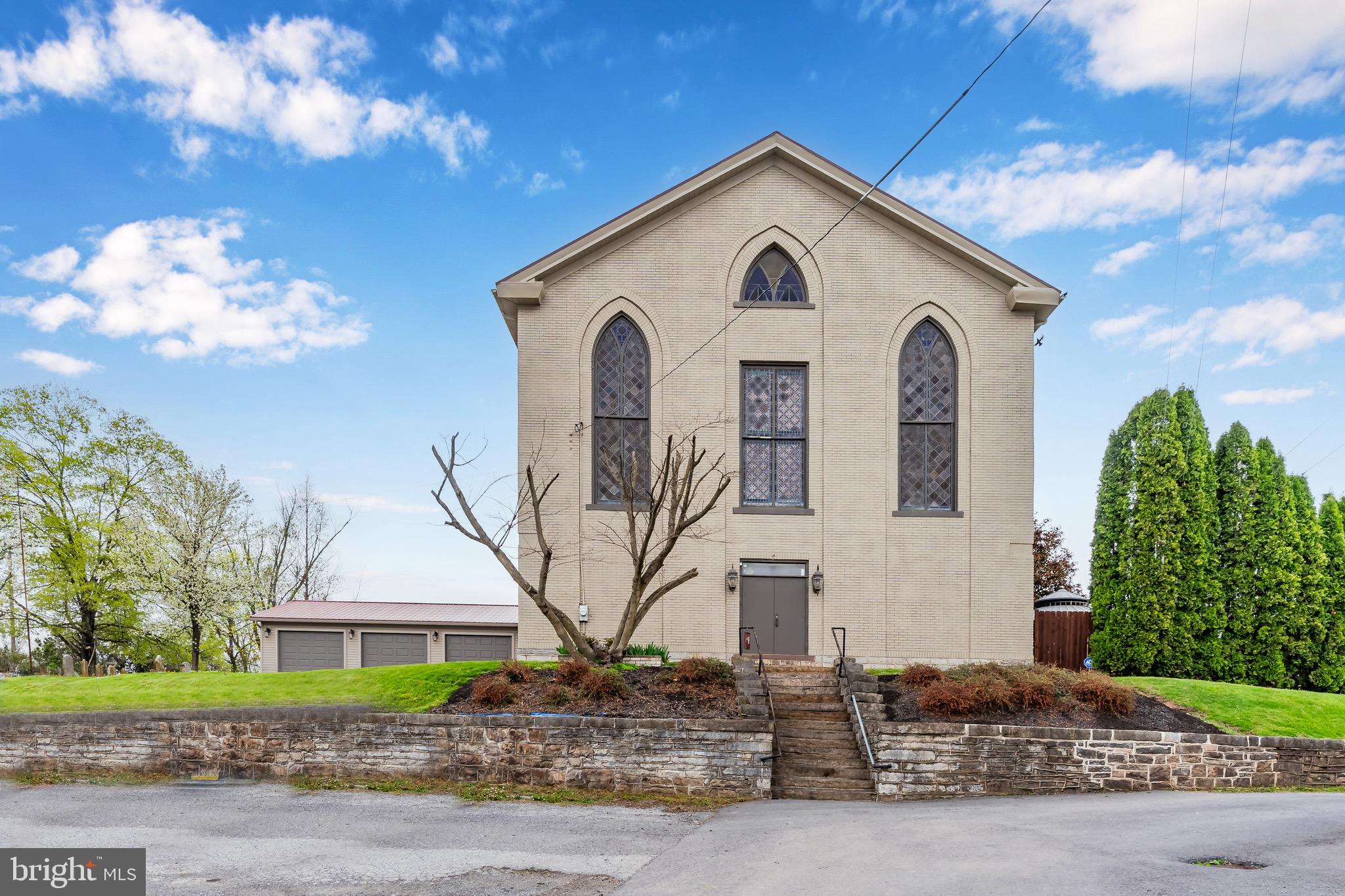 4 Davis Alley Loysville, PA 17047 - Photo 1 of 29