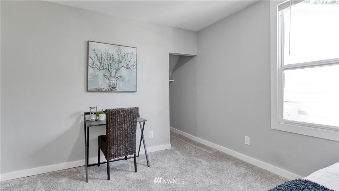 622 North 60th Street Seattle, WA 98103 - Photo 20 of 31 Gallery Image 20