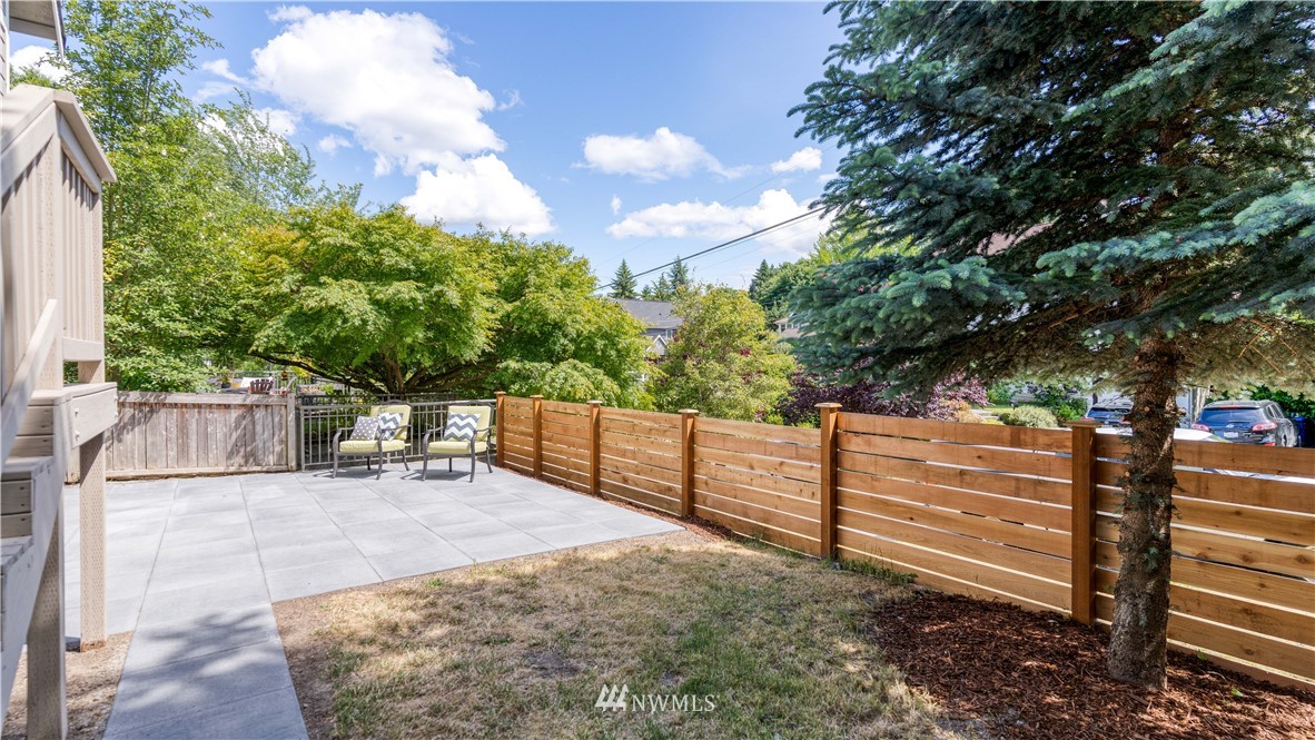 622 North 60th Street Seattle, WA 98103 - Photo 5 of 31 Gallery Image 5